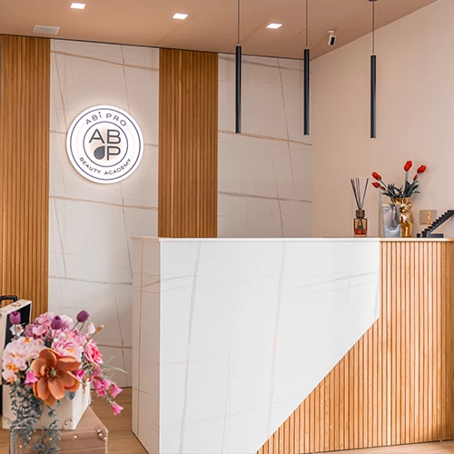 Angela Buonanno – Makeup Artist e Formatice | ABIPRO Beauty Academy Cesa (Cesa, Caserta – area Napoli)