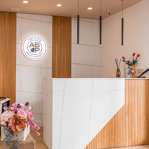 Angela Buonanno – Makeup Artist e Formatice | ABIPRO Beauty Academy Cesa (Cesa, Caserta – area Napoli)