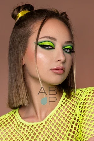 Corso Avanzato Make Up Artist ABIPRO Beauty Academy a Cesa (Caserta, napoli) con kit multibrand e modulo social